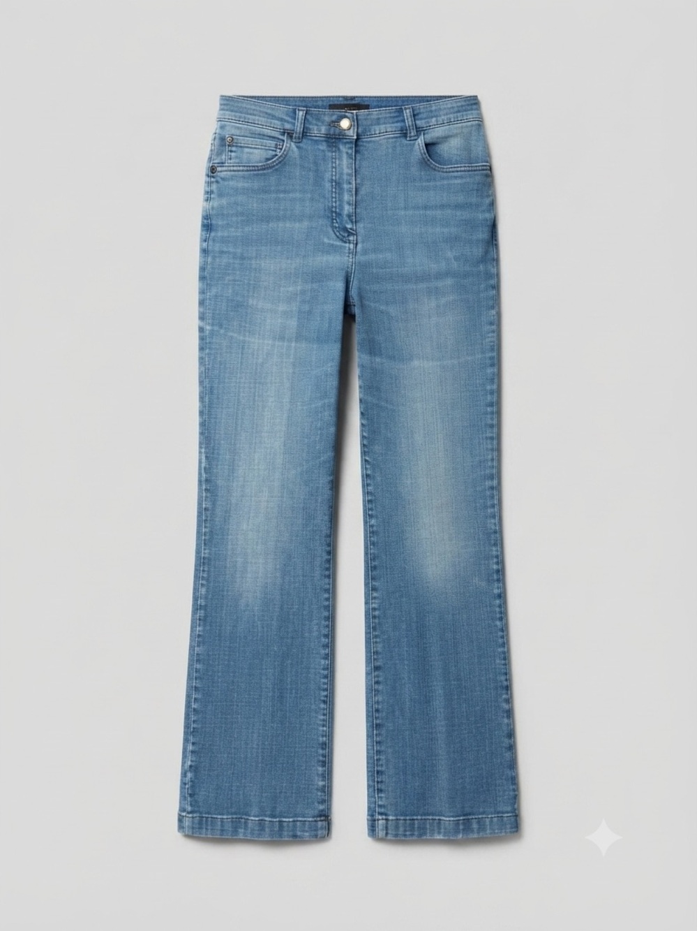 Haggar Women's Wide-Leg Jeans in Light Blue Denim preppy, classic, basic, retro,